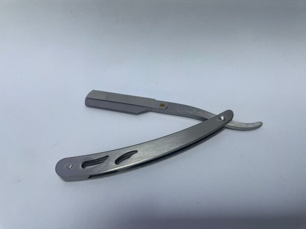 navaja metal plateada