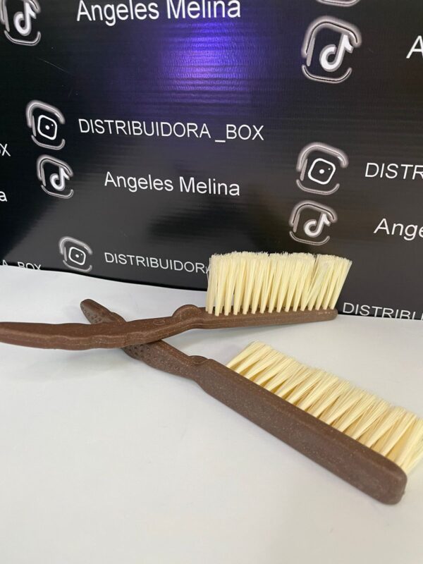 Cepillos Cerdas Suaves Barber Line