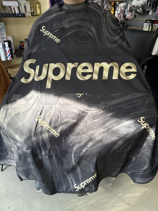 Capa supreme cuello de silicona - Image 3