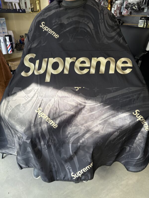 Capa supreme cuello de silicona